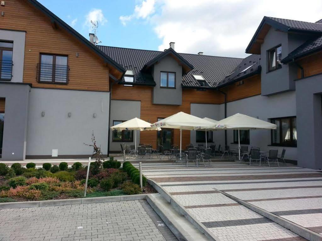 Hotel Oriza Gdów Kültér fotó