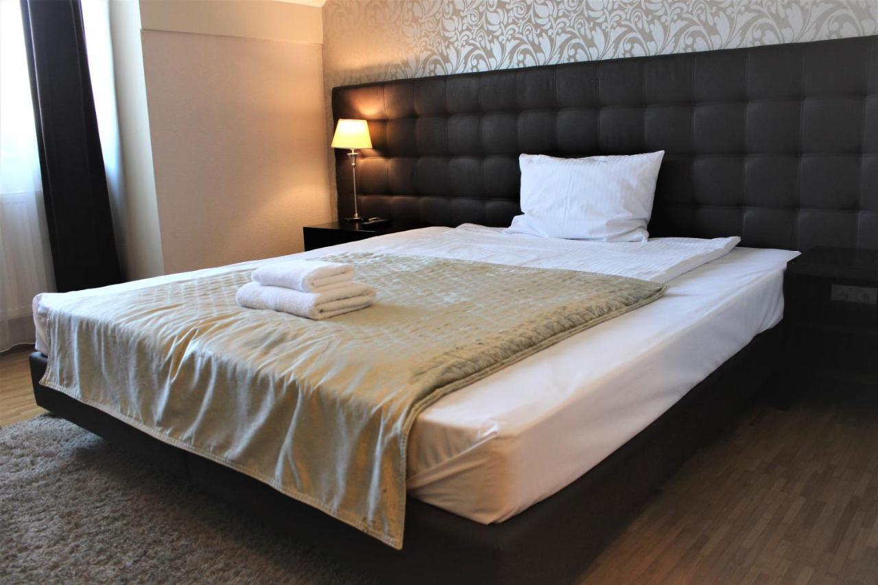 Hotel Oriza Gdów Kültér fotó